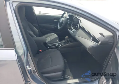 2021 Toyota Corolla Le z USA, uszkodzony, nr VIN 5YFEPMAEXMP180277